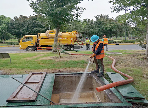红花岗化油池清理